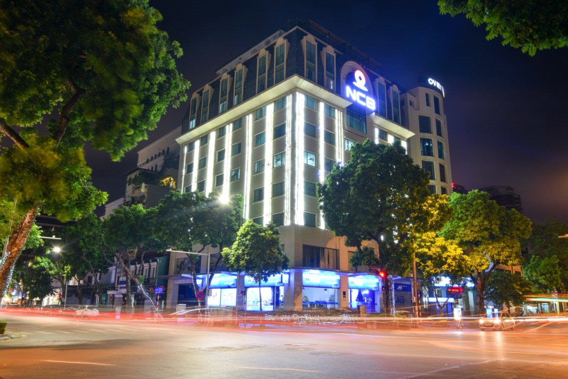 THÔNG BÁO ĐẤU GIÁ 04 XE Ô TÔ KHÁCH - HỒ SƠ KHÁCH HÀNG ĐINH LỄ NGHI